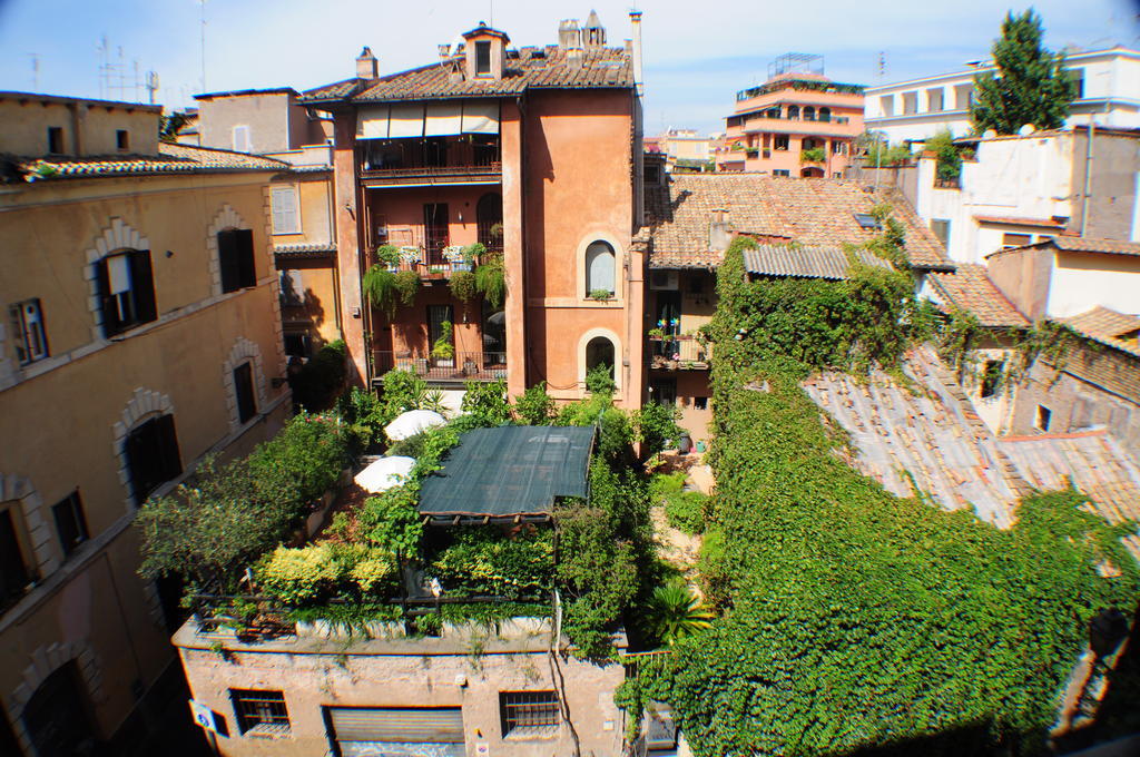 Bed & Breakfast Little Rhome Roma