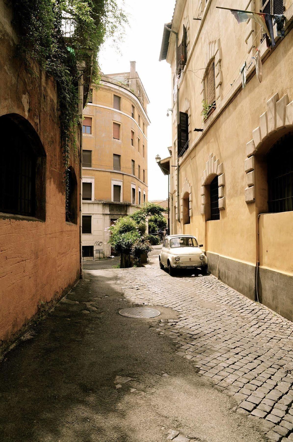 Little Rhome Roma